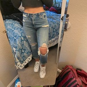 Abercrombie & Fitch Mom Ripped Jeans